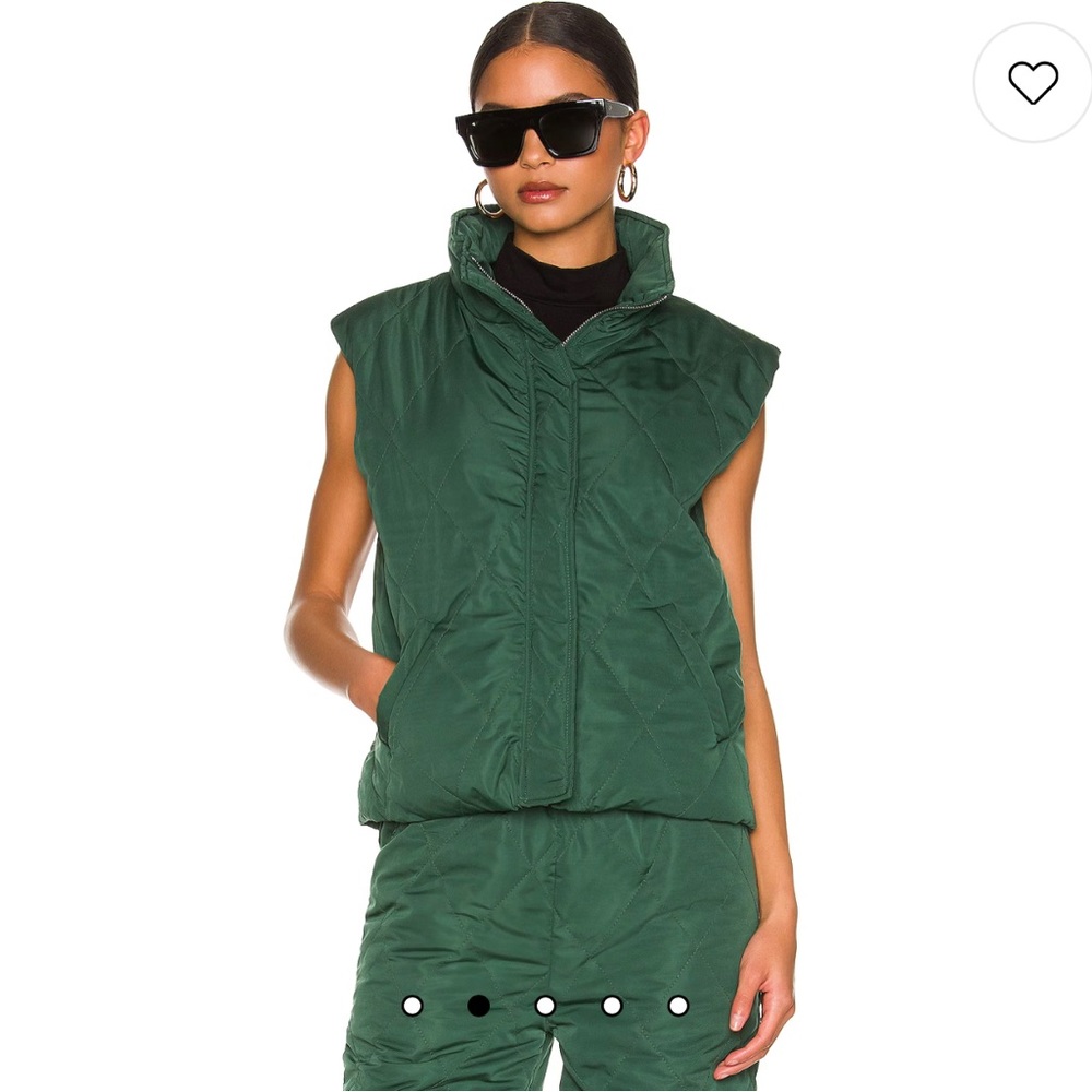 Superdown Trish Puffer Vest in Forest Green